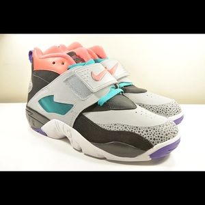 Ds 2013 Nike Air Diamond Turf Safari